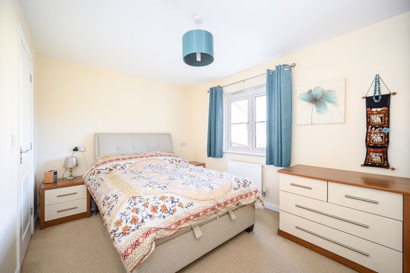 Bedroom- click for photo gallery